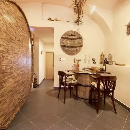 Ferienwohnung Beer & wine cellar Laibach Exterior foto