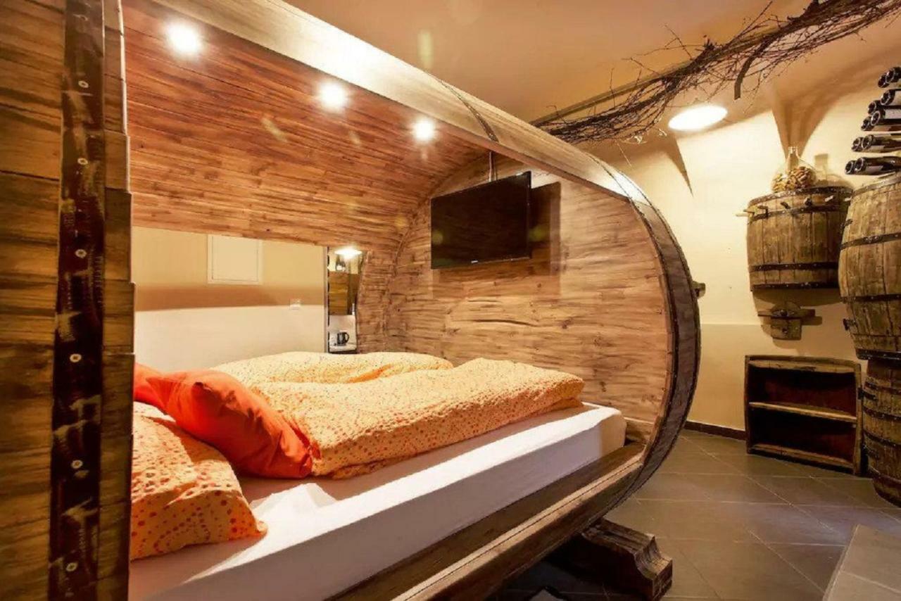 Apartment Beer & Wine Cellar *